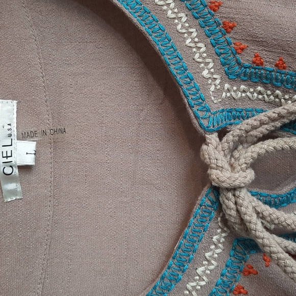 Ciel tunic top L embroidered excellent con boho ruffled elastic sleeve ⁰ - Picture 2 of 12